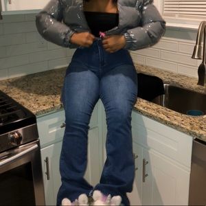 medium wash flare jeans super stretchy